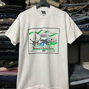 1991 vintage Screen Stars White Graphic Tee with Green and Blue Accents